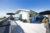 Absolute Beachfront Oasis with Sea Views & Hot Tub Hotel a Ruby Bay