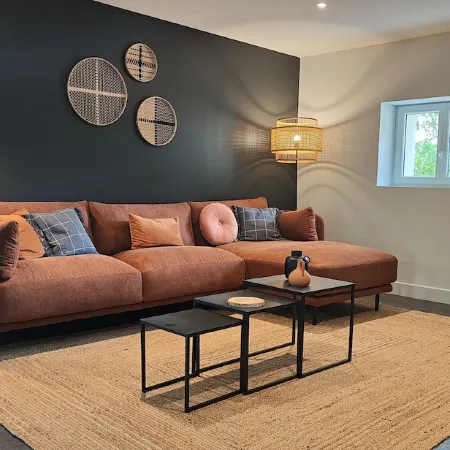 Bel Appartement Climatisé Avec Jardin et Piscine