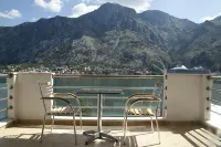 Immaculate Apartment,  Uninterrupted Stunning Bay Views , Private parking Hotels in Muo