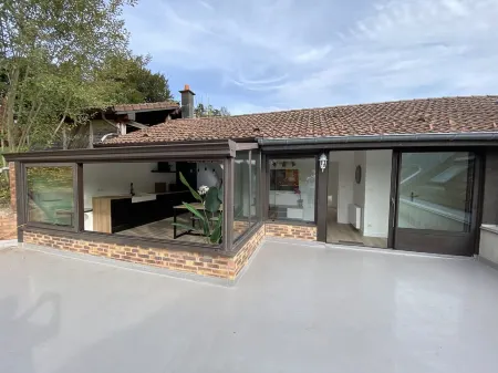 Le Fayé apartment with private Jacuzzi