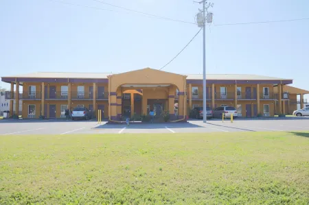 Travelers Inn Elizabethton Отели в г. Пайни Флэтс