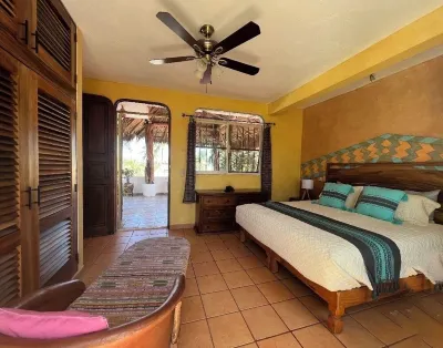 Casa Sueños del Mar Penthouse Sayulita, steps to Beach-Downton-Pool Các khách sạn ở 