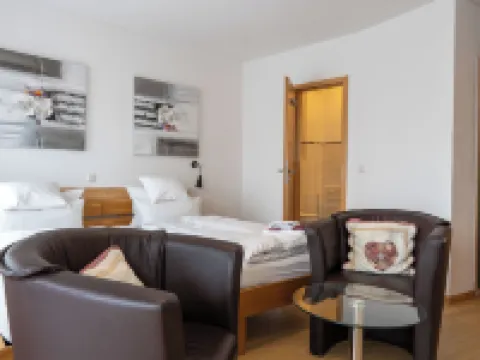 ゲストハウス ネッカーズルム ネッカーズルムのホテル