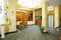 Hotel Perrin - Former Carlton Hotels in Luxemburg