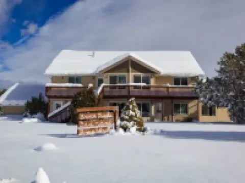 布萊斯小徑民宿 特洛匹克酒店