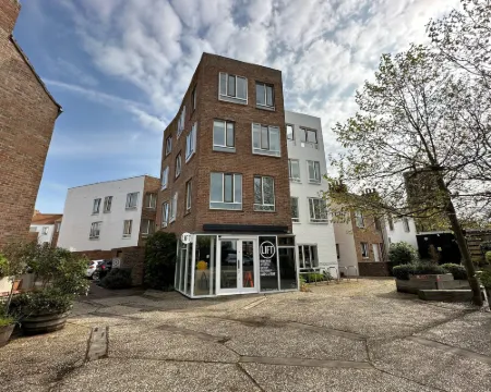 23 Tibby's Way Hotels in Southwold