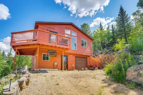 Deck & Views: Pet-friendly Cabin in Jefferson! - con encanto