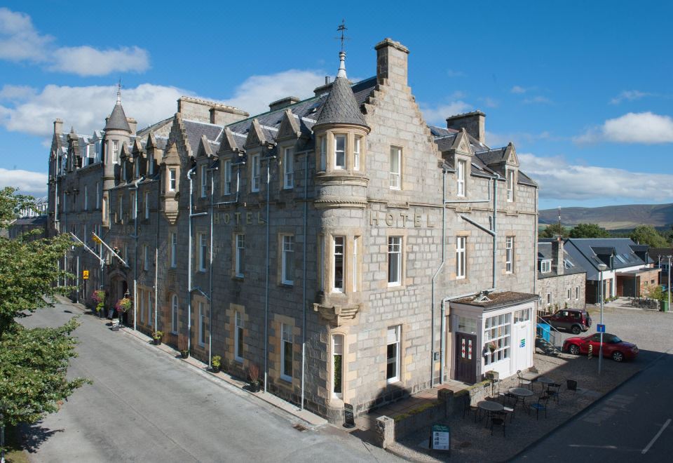 그랜트 암스 호텔 로비