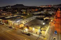 Lyfe Inn & Suites by Aga- North Hollywood Universal Studios