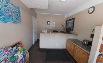 Arnprior Motor Inn