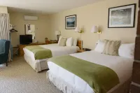 Driftwood Inn Hotels in Gibsons