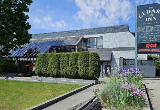 2. 더 시더스 인 ..