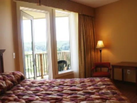 The Seasons Lodge Hotels in Nashville