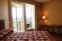 The Seasons Lodge Hotels in Brown County