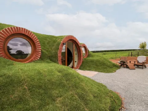 Shire's End Hotels in 