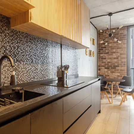 Stylish Private Room City Views & Prime Location
