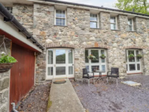 Yr Wyddfa Hotels in Bangor