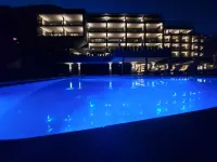 Molaris Lodge - Pools