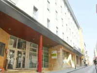 Residencia Universitaria Resa Blas de Otero Hotele w: Bilbao