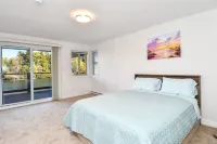 Chateau Riverside Hotels in Campbell River