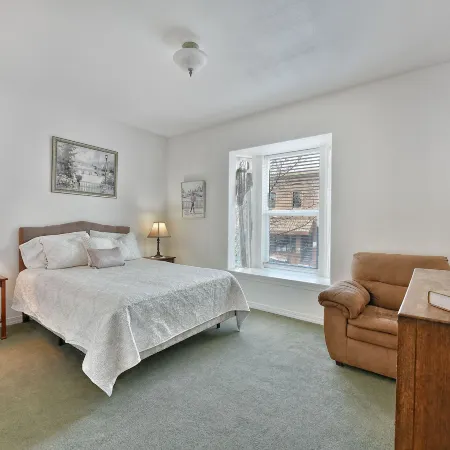 232 4th Street