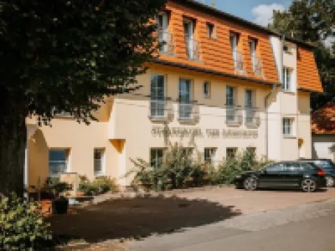 Strandhotel Vier Jahreszeiten Buckow Hotels in Markisch-Oderland