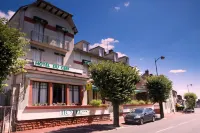 Logis Hotel le Cerf Hotels in Gien