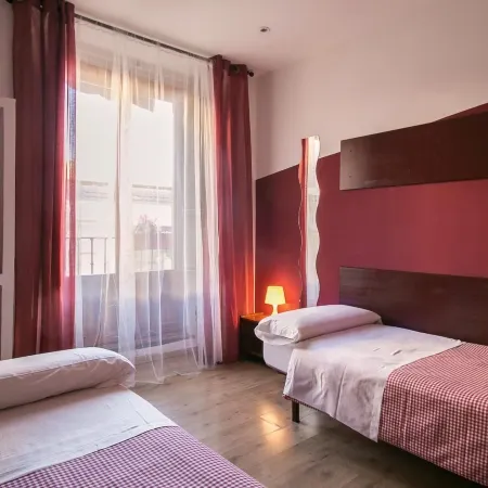 Hostal Abaaly Отели рядом с достопримечательностью «Кава-Баха»