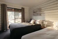 Palmers Lane Estate Hunter Valley Hotels in Pokolbin