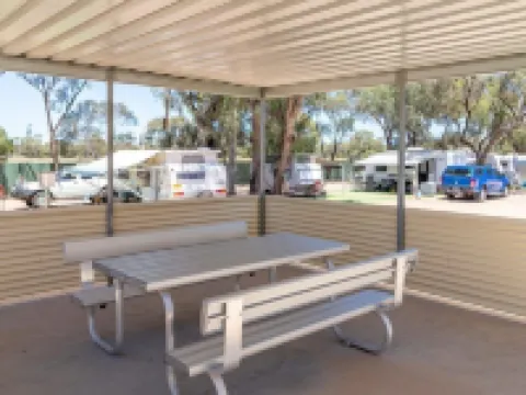 Paringa Caravan Park Hotels in Renmark