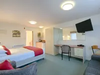 เบลลา วิสตา โมเต็ล เวสท์ปอร์ต โรงแรมใน