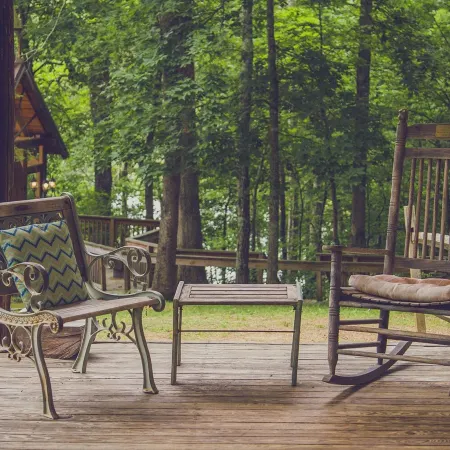 Nolichuckey Bluffs Bed & Breakfast Cabins