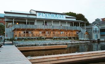 Riviera Inn & Suites 1000 Islands
