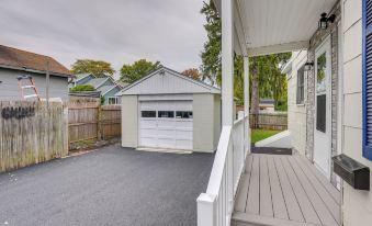Pet-Friendly Auburn Apartment w/ Balcony!