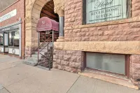 Pet-Friendly Apt 2 Blocks to Riverside Park!