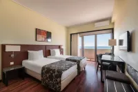 Exe Praia Golfe فنادق في إسبينيو