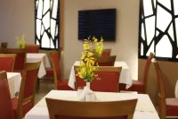 Fayton Hotel - breakfast