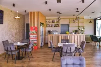 Airport Garden Hotel Hotels in Kruje