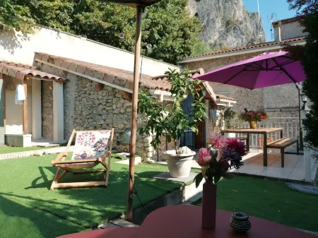 Maison Bossanne Отели в г. Пейрю