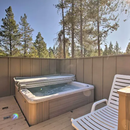 Sunriver Home w/ Hot Tub & 8 Sharc Passes