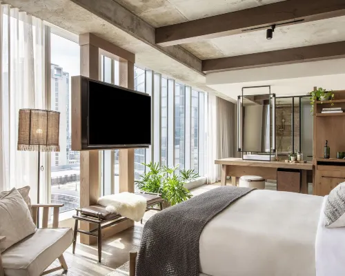 1 Hotel Nashville Hotels near The Gulch