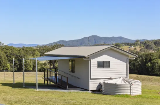 فالي كابينز باي ذا كريك فنادق في 