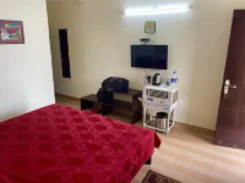 히말라얀 컴포트 루드레이프레이에그 호텔