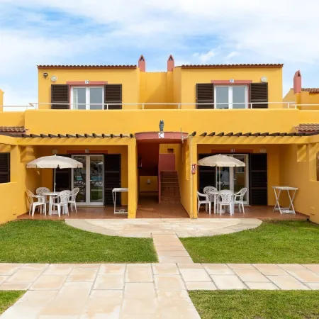 Apartamentos Ses Anneres
