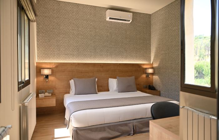 Twinz Hotel