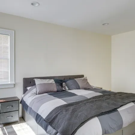 Walk to Dtwn Tehachapi: Updated Getaway w/ Yard! Hotel di Tehachapi