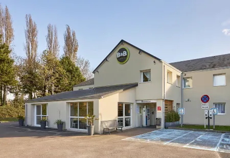 B&B Hotel Honfleur Отели в г. Аблон