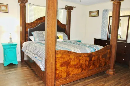 3/2 on 1 acre on main road close to Casinos, Restaurants & Plants! Отели в г. Калкасье Пэриш