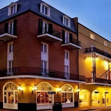 Holiday Inn FRENCH QUARTER-CHATEAU LEMOYNE by IHG Отели рядом с достопримечательностью «Концертный зал "Презервейшн Холл"»