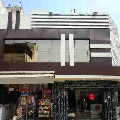 Townhouse Hussainpara Square Formerly Rich Inn Hotel Exterior